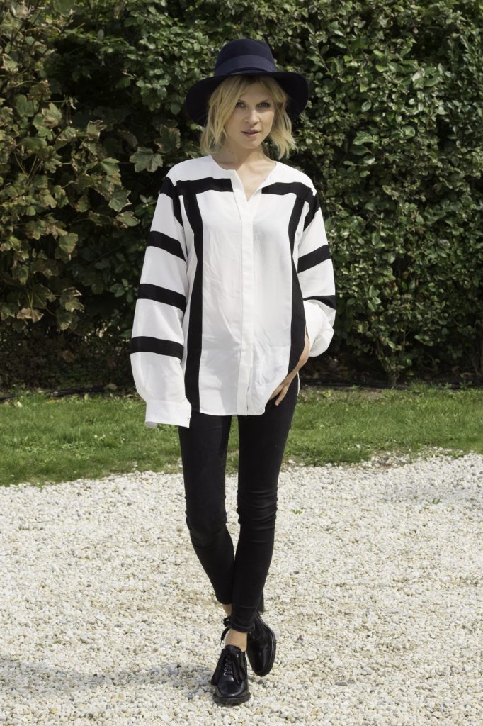 Actress Clémence Poésy embodies a relaxed Parisian style. Image courtesy of Corbis.
