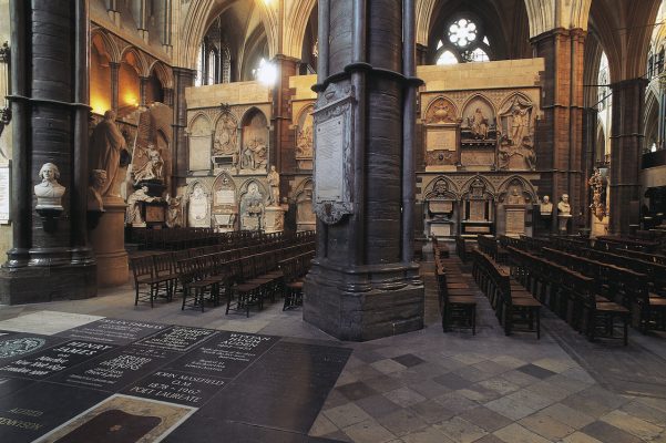 The abbey has been the site of many a royal weddings, including that of the Duke and Duchess of Cambridge in 2011, as well as being the resting site for Isaac Newton and Charles Darwi