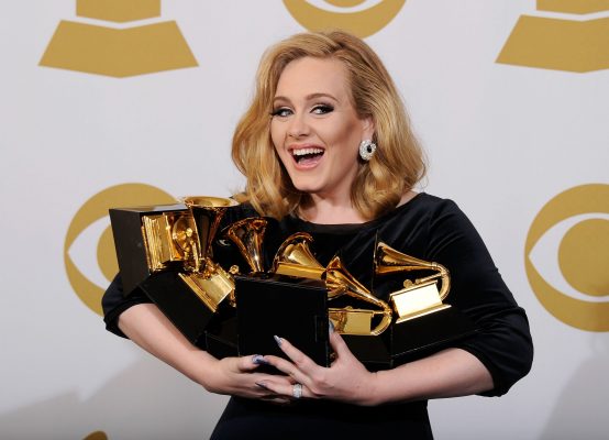After giving birth to an adorable baby boy, rather than receiving well wishes from her innumerable fans, singer-songwriter Adele was plagued with online insults. Twitter trolls made shameful jokes about post partum depression, as well as her weight. But with an impressive net worth of $125 million, we can all agree there’s no need for her to even bother fighting back.
