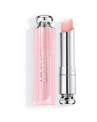 Dior Addict Lip Glow The delicate rose tinge on her Royal Highnesses lips can be achieved through the comfortable and lightweight formula of Dior’s lip pomade. The formula also perfects lip definition without darkness and is perfect for all day-wear.