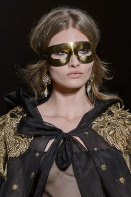 Masks, veils and hats lead the accessory trend, taking over from last season’s hair combs and clips. Elegant disguises like the ones seen in Alberta Ferretti’s show and Gucci’s netted veil, allure to a mysterious side worthy of exploration.Alberta Ferretti autumn/winter17