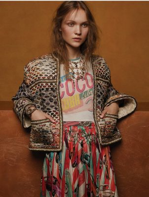 White, turquoise and coral cotton t-shirt, multicoloured printed silk skirt, cream, orange and green fantasy tweed jacket and golden metal necklace, CHANEL