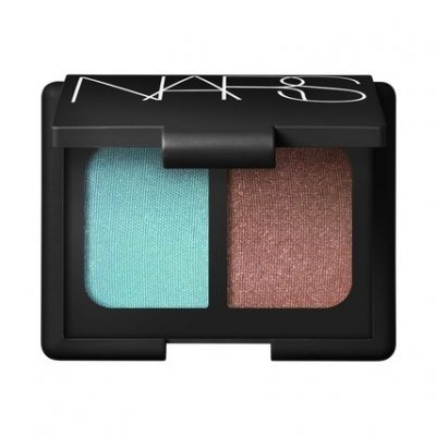 The Eyes: Bold eyes were everywhere on the spring/summer17 catwalks, with brands like Anna Sui, Kenzo, Jeremy Scott and Delpozo recalling 80s opulence. NARs Spring 2017 Color Collection breathes life into this trend with luminous duo eyeshadows in the season’s shades of iridescent turquoise and powerful purple