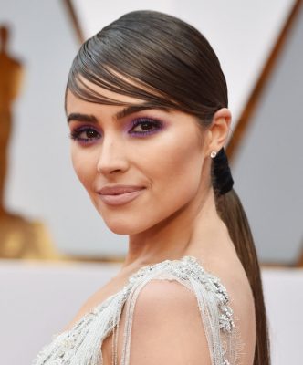Olivia Culpo. Sir John (also known as Beyonce’s makeup artist) used L’Oréal Paris products to create an entirely new version of the smoky eye in lavender. Paired with the flawless nude lip in Colour Riche Lip Liner in Au Naturale, the actress’s sleek ponytail by hairstylist Justine Marjan was the perfect finishing touch.