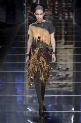 Balmain’s Olivier Rousteing delivered an aesthetically pleasing, and politically relevant, collection at Paris Fashion Week. Super tight and super short, autumn/winter is set to be an extravagant affair, with gold chains, garnet beading and matte sequins, topped off with plenty of suede, snakeskin and shearling.