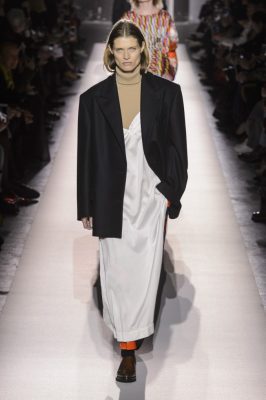 Dries Van Noten celebrated their 100th show, and commemorated the milestone by paying tribute to the women that helped the brand succeed. Age diversity is sadly lacking in the fashion industry, and this runway's cast showcased various talents with a wealth of life experience, as seen with the appointment of 43-year-old model Amber Valletta [pictured].