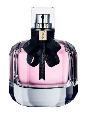 Yves Saint Laurent Mon Paris. A re-interpretation of YSL’s 2016 Mon Paris formula, the new season’s version is inspired by plumettes – lightweight and airy feathers. The unique combination of blackberry, sambac jasmine, peony and patchouli is delicately overruled by an intoxicating scent of datura flower encompasses you in a world of possibility – a perfect scent for warm summer evenings