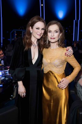 Julianne Moore’s Alexander McQueen dress looks understated yet spectacular, while Isabelle Huppert dons a vintage-inspired look.