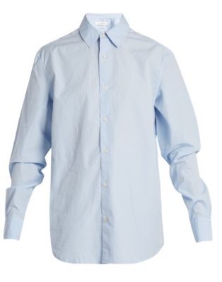 Frame's point-collar cotton-oxford shirt is a new season wardrobe staple. Wear undone over a slip dress on the weekends and half tuck into faded denim jeans during the week.