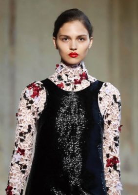 Giambattista Valli autumn/winter17  Lips were the order of the day at Giambattista Valli. Bright and bold, perfectly formed pillar-box red lipstick accentuated pouts while eyes remained minimal and the skin, fresh-faced and dewy.
