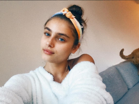 Model of the moment Taylor Hill wears hers with a vibrantly hued headband for perfect summertime attire
