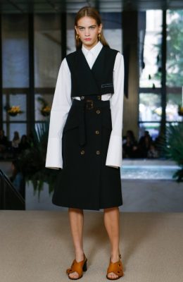 Derek Lam: Derek Lam played to his strengths for spring/summer18 with a collection packed full of American sportswear staples. Highlights included an olive-green leather shirt, coordinating masculine suits, a lace shirt dress and a deconstructed belted gilet.