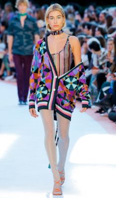 Missoni: Angela Missoni’s collection felt decidedly upbeat with a mélange of bold colours creating a jovial atmosphere. The sheer dresses and skirts beckoned to late night party goers while the patterned knits and cardigans will make for valuable transitional pieces.