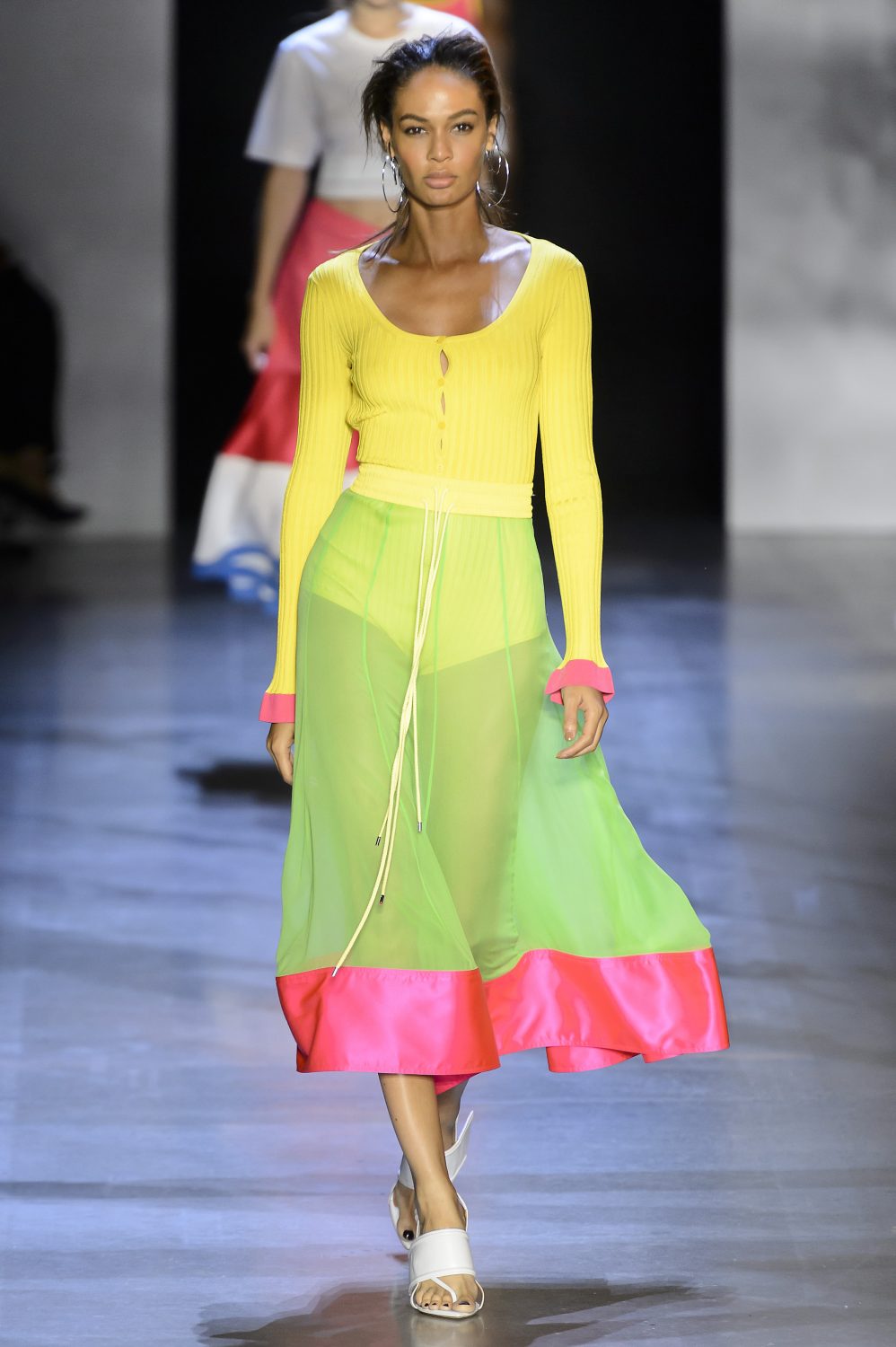 Neon Is The Controversial Trend Brightening Up The Runway | Fashion | MOJEH