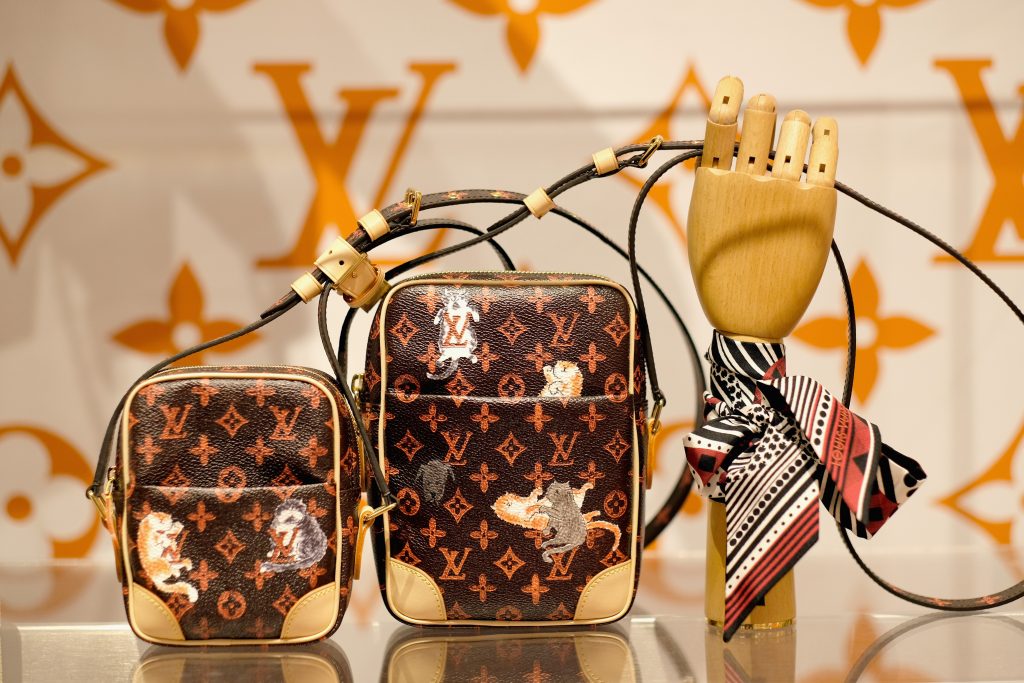 Celebs swarm Louis Vuitton, Grace Coddington pop-up launch