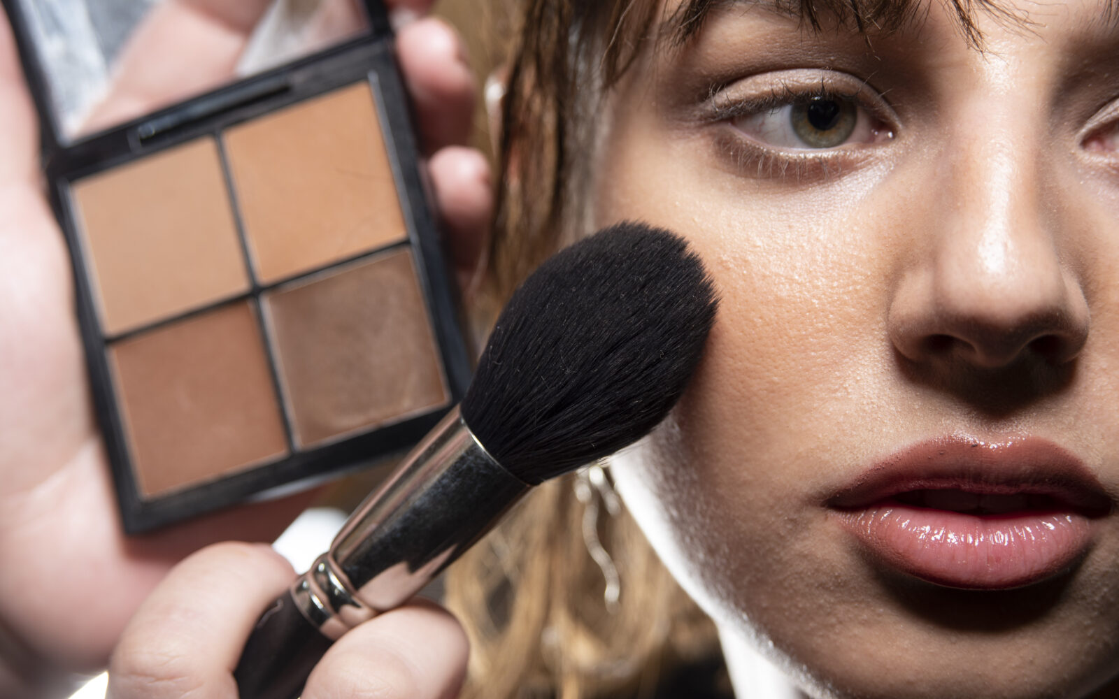 Best Makeup Brushes For A Flawless Face