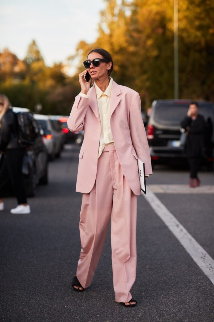 How To Shop The Pink Street Style Trend - MOJEH