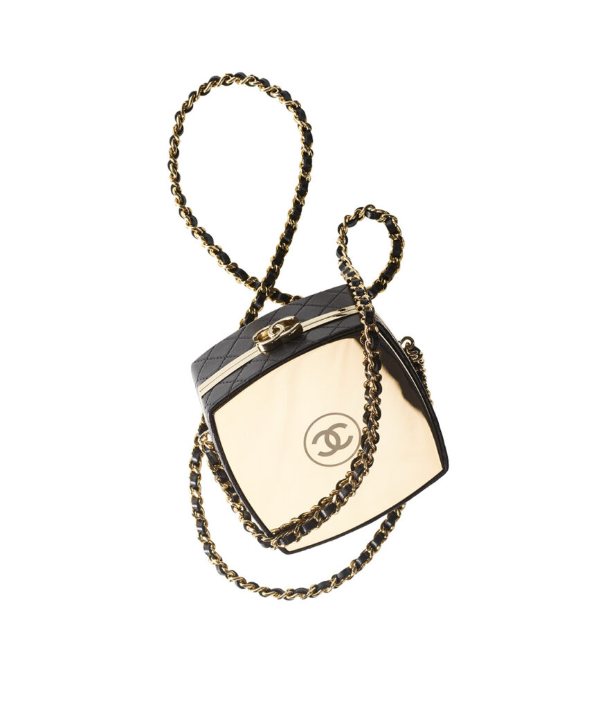 Decorate Your World With These Must-Have Accessories; Chanel purse