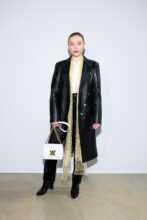 All The Celebrities At Louis Vuitton Autumn/Winter 2022 - MOJEH