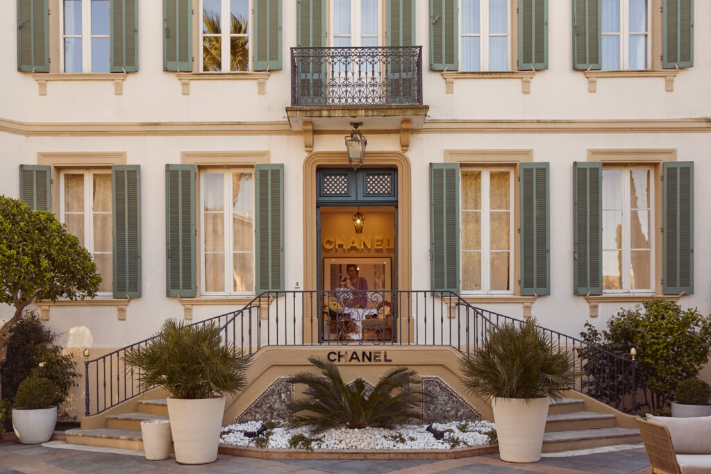 La villa Mistralée, vitrine de Chanel, en plein chantier à Saint-Tropez -  Var-Matin