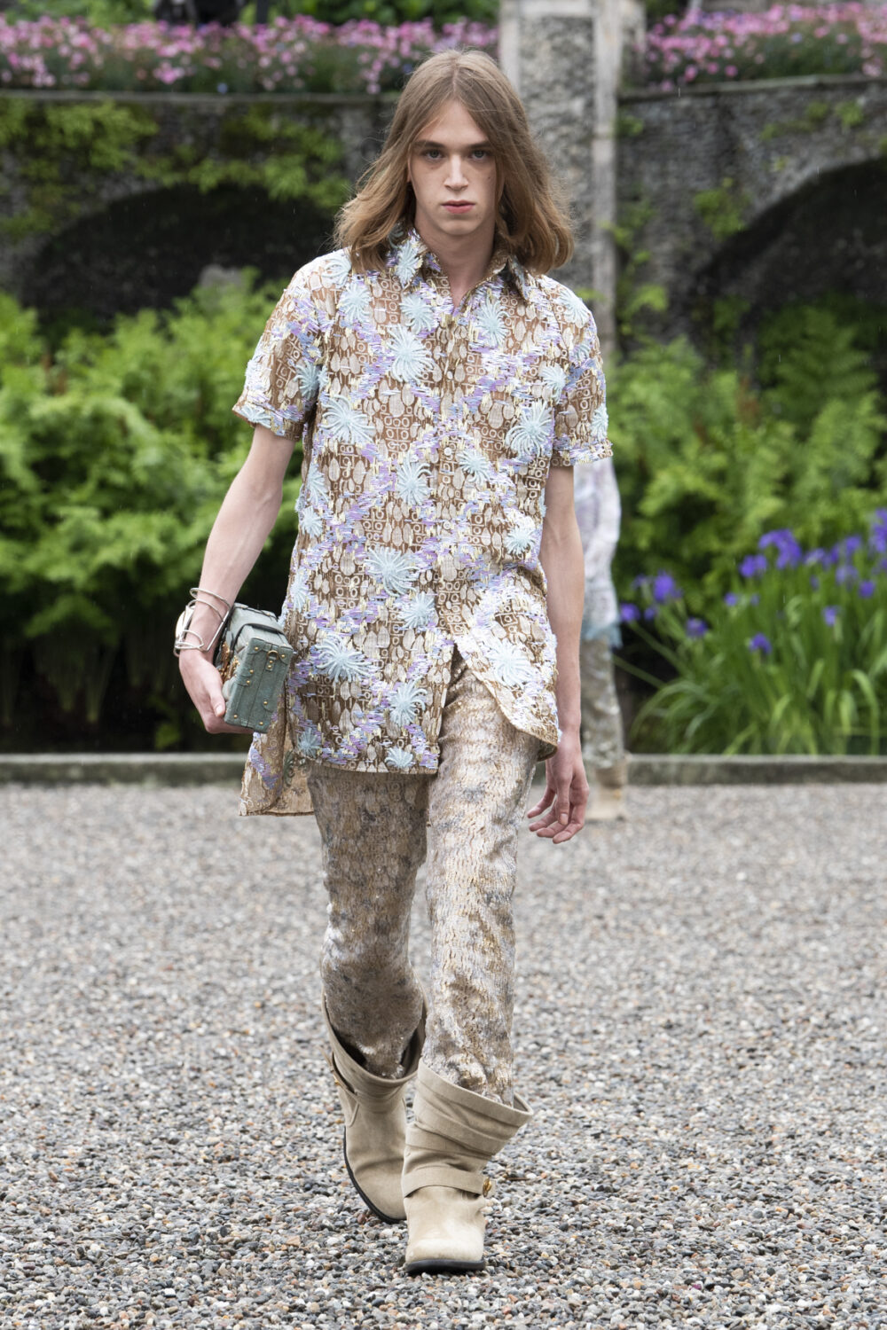 Watch Louis Vuitton Cruise '24, Live From Isola Bella In Italy