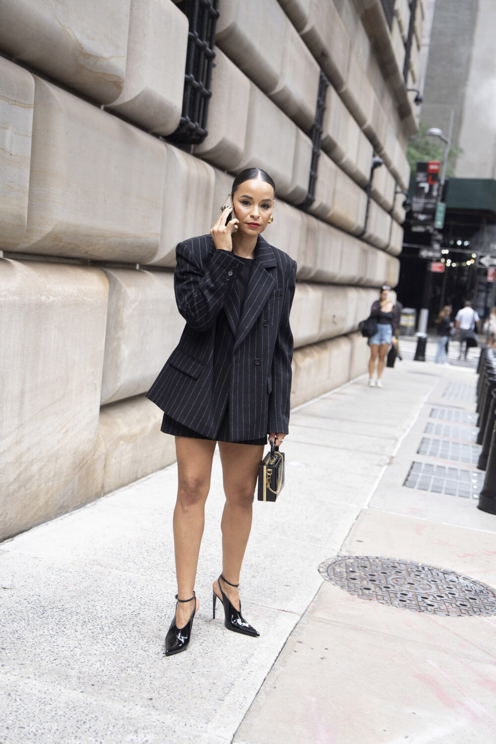 73 Best Street Style Looks From New York Fashion Week Spring/Summer 2023 —  See Photos | Teen Vogue